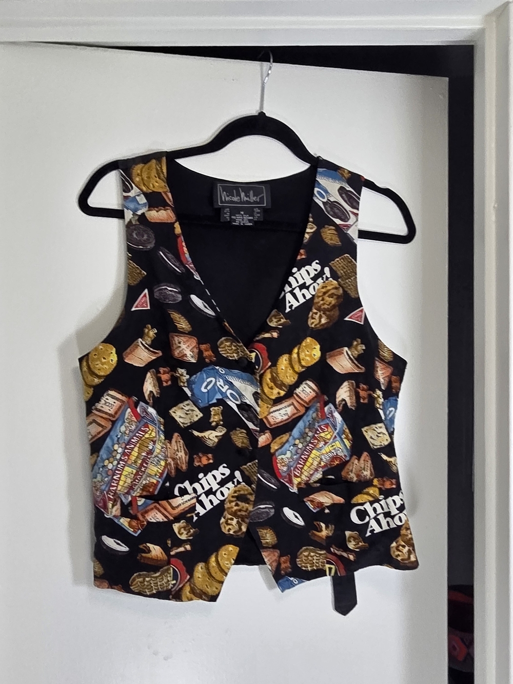 1992 Nicole Miller 100% Silk Vest Chips Ahoy Cookies Crackers Womens M VTG RARE